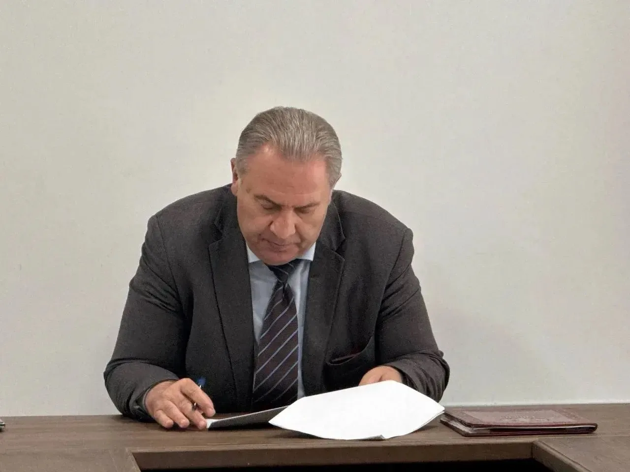 Провёл совещание с директорами образовательных учреждений Прикубанского района, посвящё...
