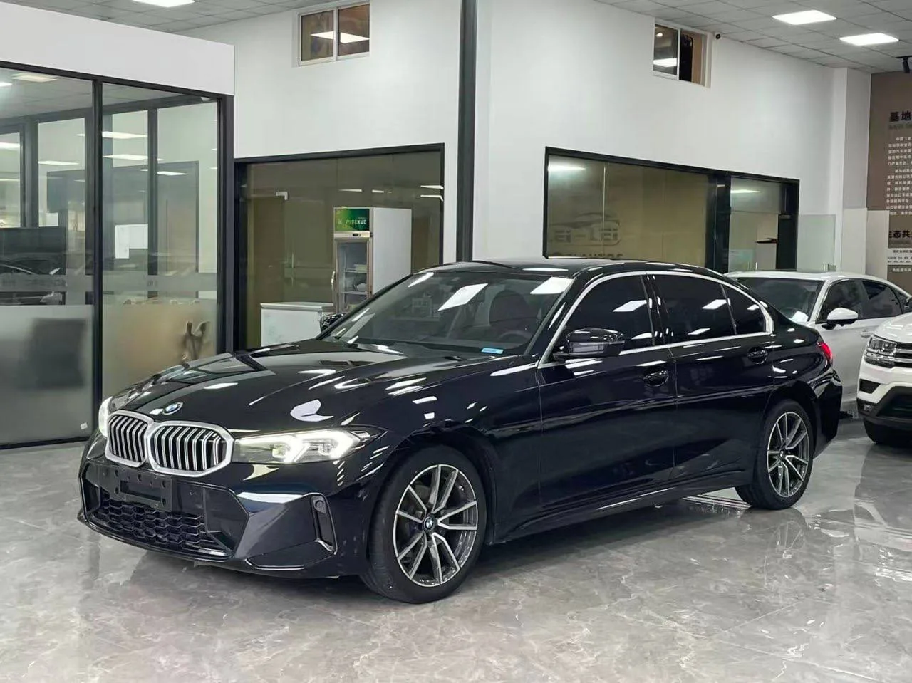 🇨🇳 BMW 320Li M Sport рестайлинг