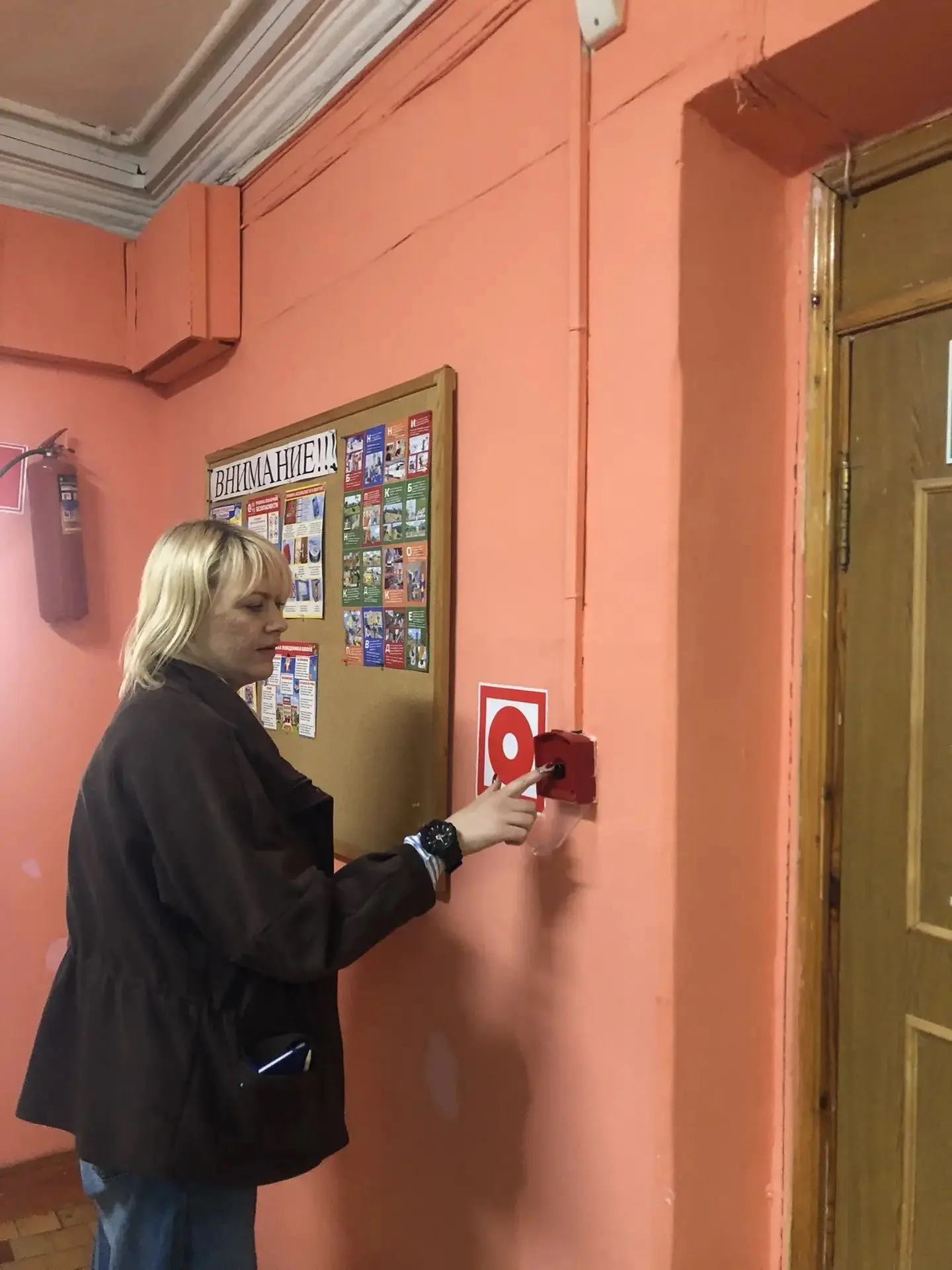 Сегодня в школе прошел Единый день общеобластных тренировок по эвакуации и отработке де...