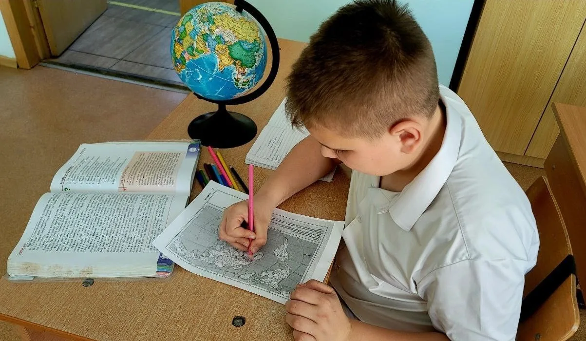 🌏Путешествие вокруг света за один урок! 🗺️