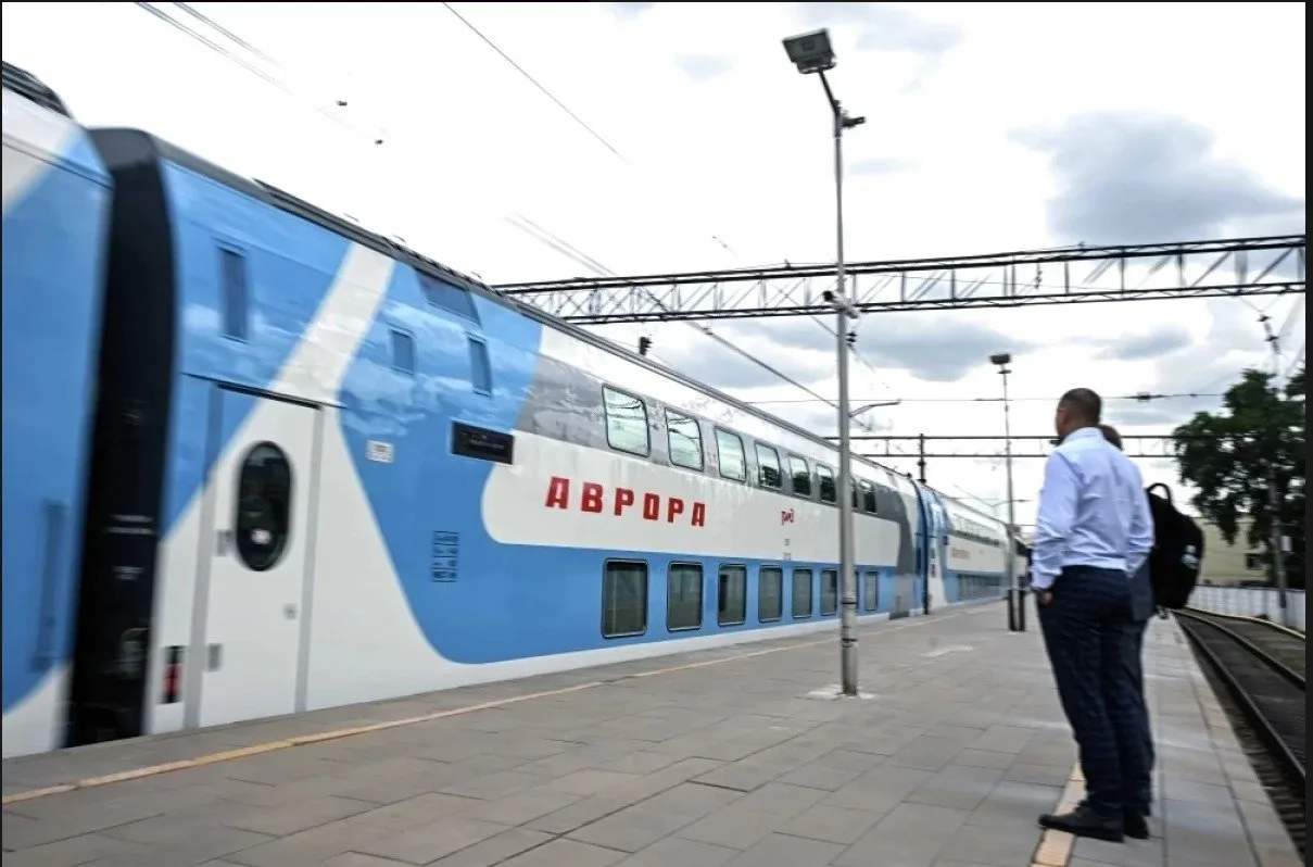 В скоростных поездах «Аврора», курсирующих между Санкт-Петербургом и Москвой, улучшат м...