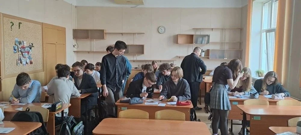 💻СИБГУТИ🎓  23 апреля ученики 9 «Б» класса нашей гимназии приняли участие в увлекательном профориента