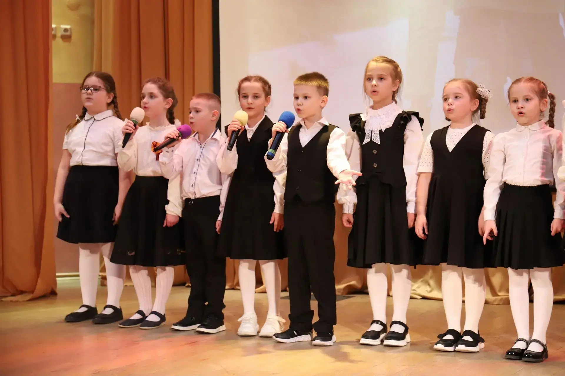 ☀️ Студия вокала "Планета солнца"🎤✨ подводит итоги, и у нас масса поводов для гордости! ☀️  Наши дет