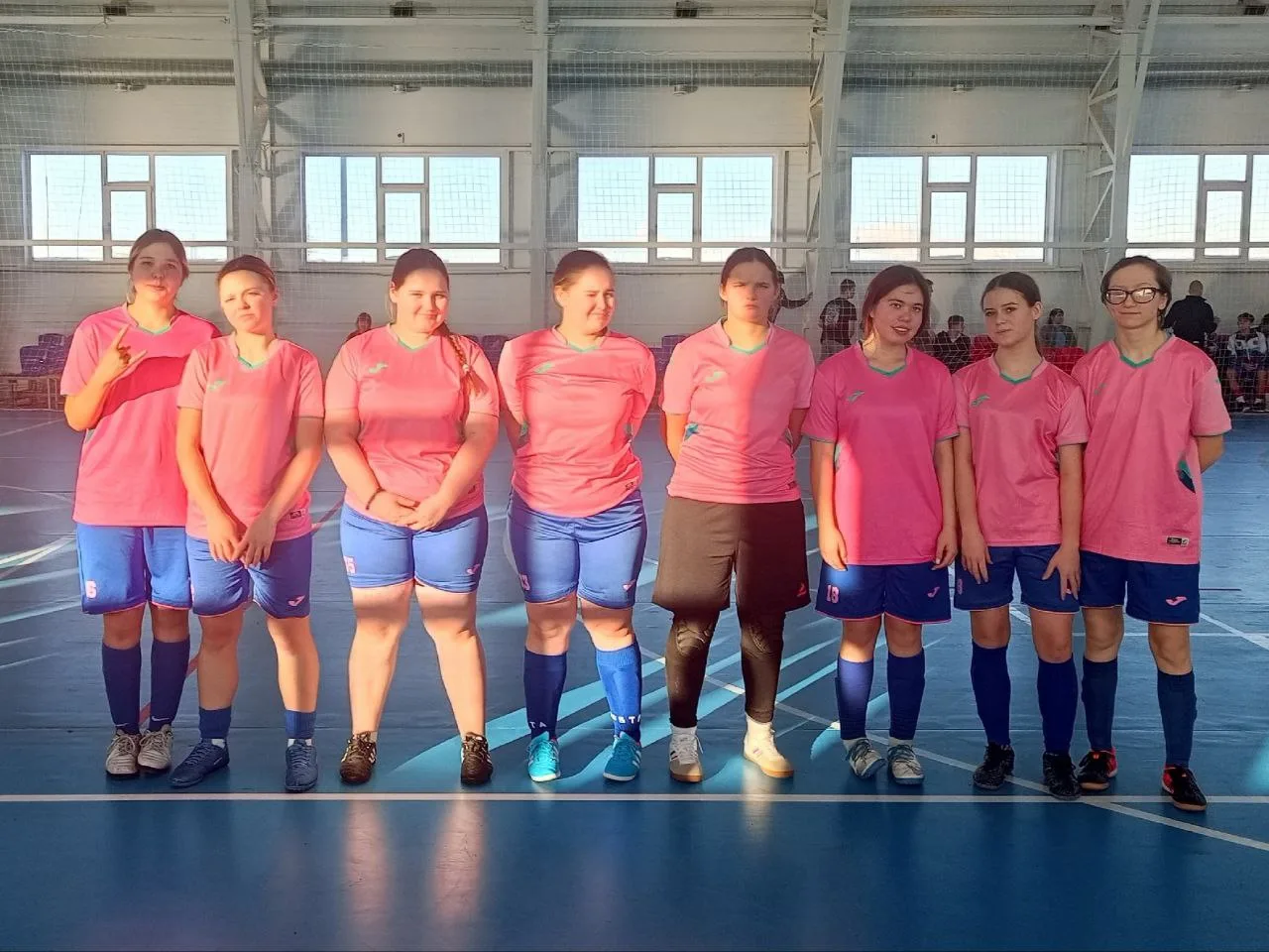 ПОБЕДЫ НАШИХ ФУТБОЛИСТОК 🏆   🖍️Сегодня, 22 января, во Фролах завершился краевой этап Всероссийского 