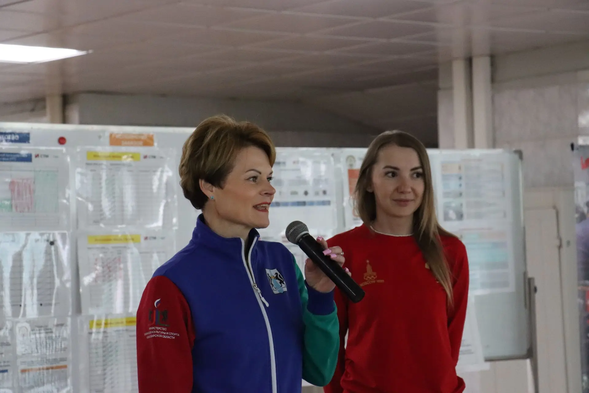 🌝Марафон производственной гимнастики на предприятиях продолжился на Новосибирском элек...