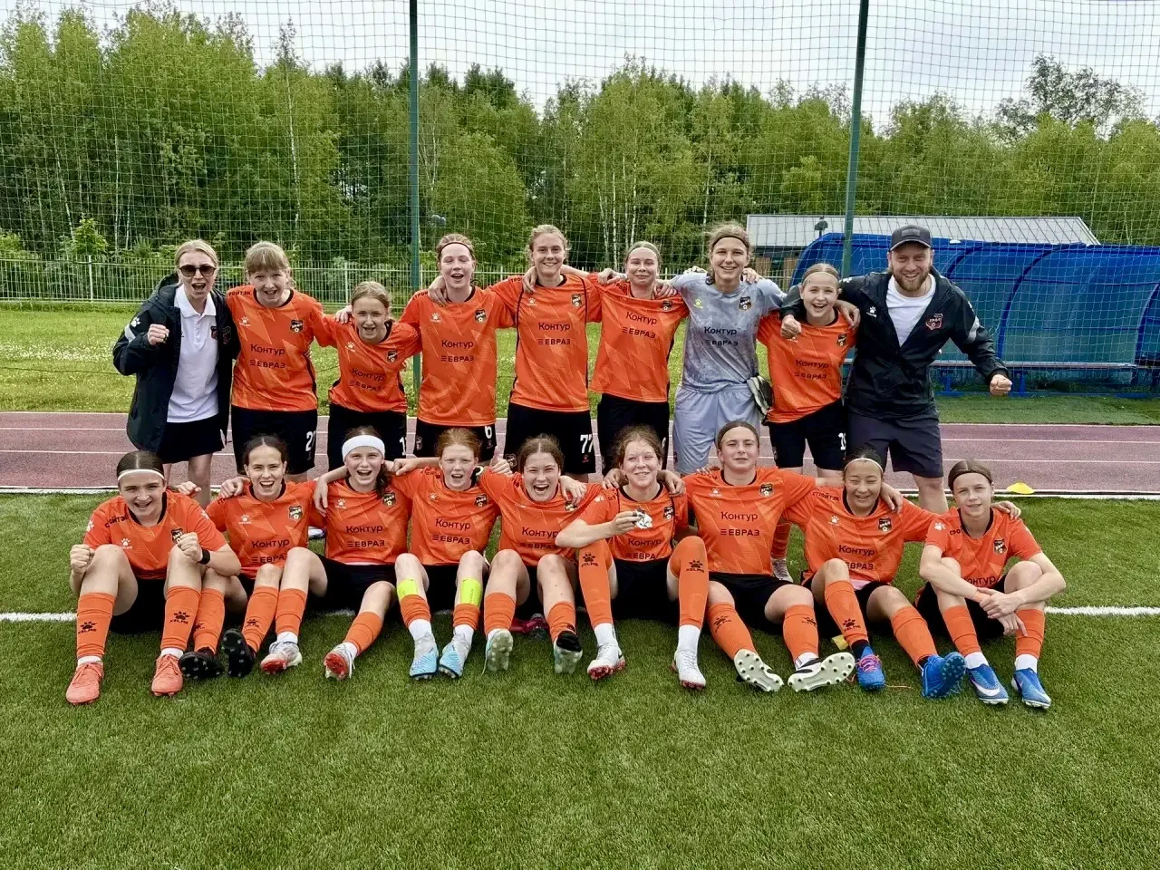 🔝Сезон стартовал — и сразу с победы. #УралД_U16 обыграли «Тюмень» в Москве со счётом 3:2

Героини м