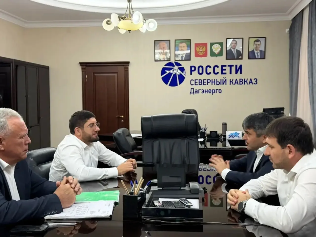 Вопрос модернизации электросетей Табасаранского района рассмотрели в Россети