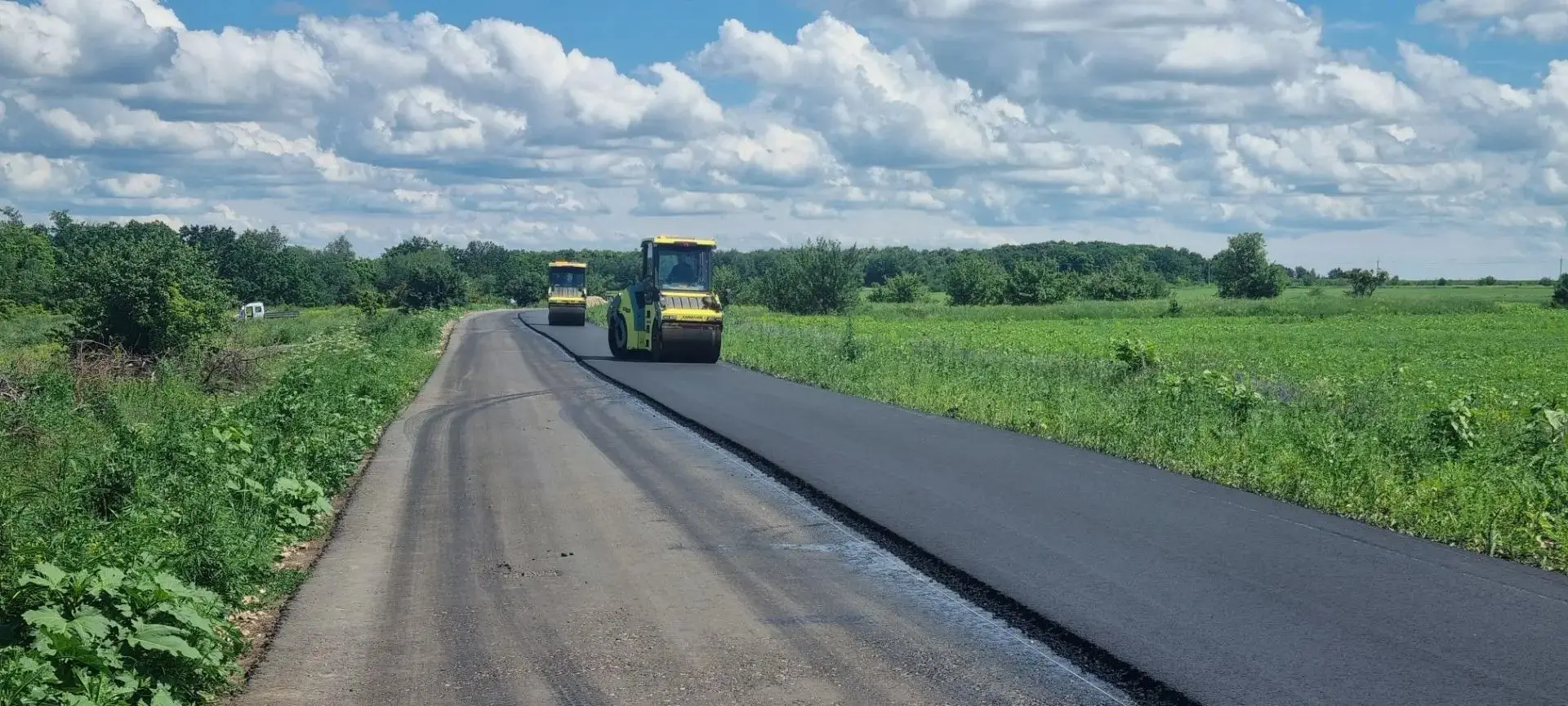 В Саратовской области обновляют 16 автоподъездов
 
Речь идет о дорогах, ведущих к населенным пунктам