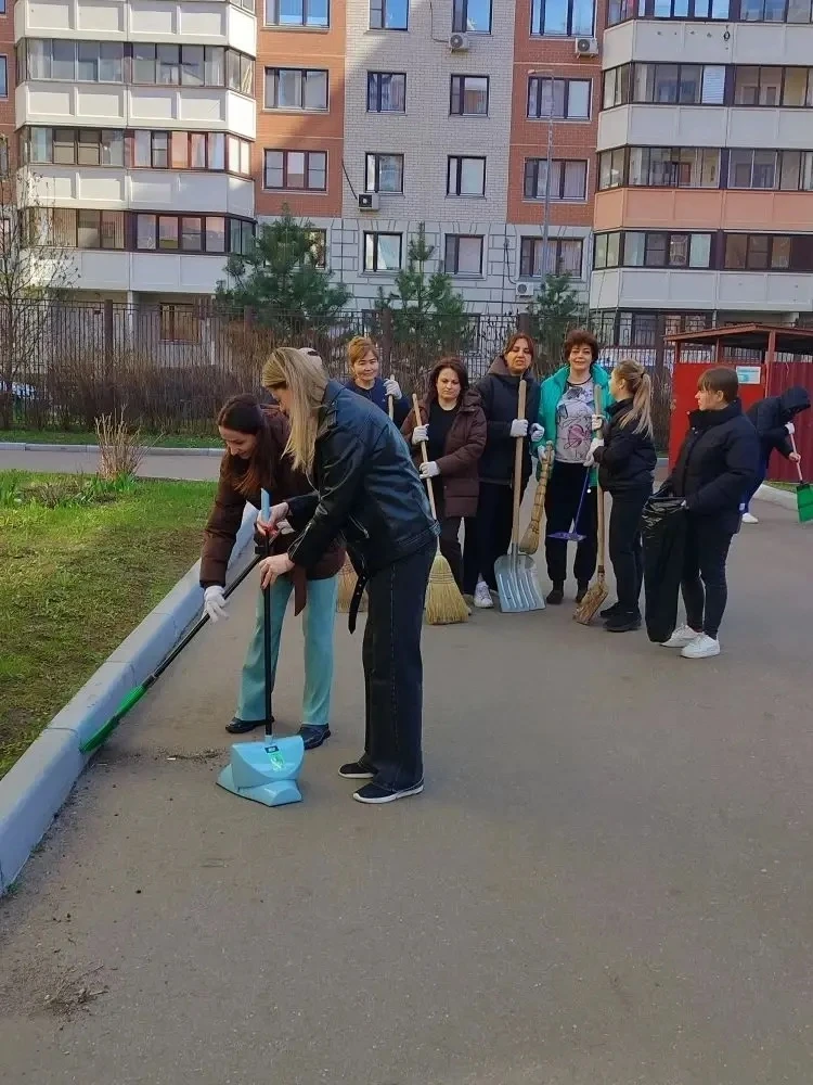 В дошкольном отделении «Умка» успешно прошел Всероссийский субботник. 🍀🍀🍀 Сотрудники учреждения прин