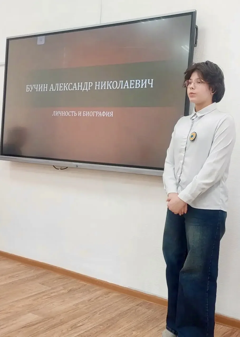 🚀 Ступени к знаниям: в ИТШ завершилась школьная конференция.  Вчера состоялся завершающий этап школь