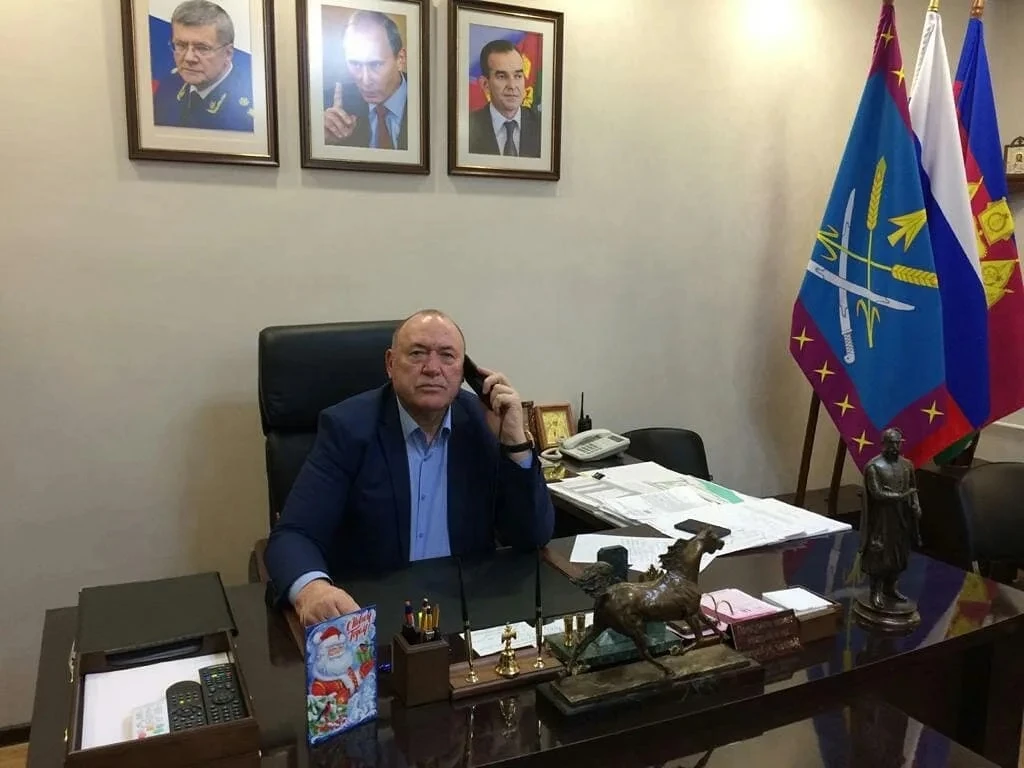 Сегодня, 23 августа, свой День рождения отмечает Василий Анатольевич Лоза — председател...