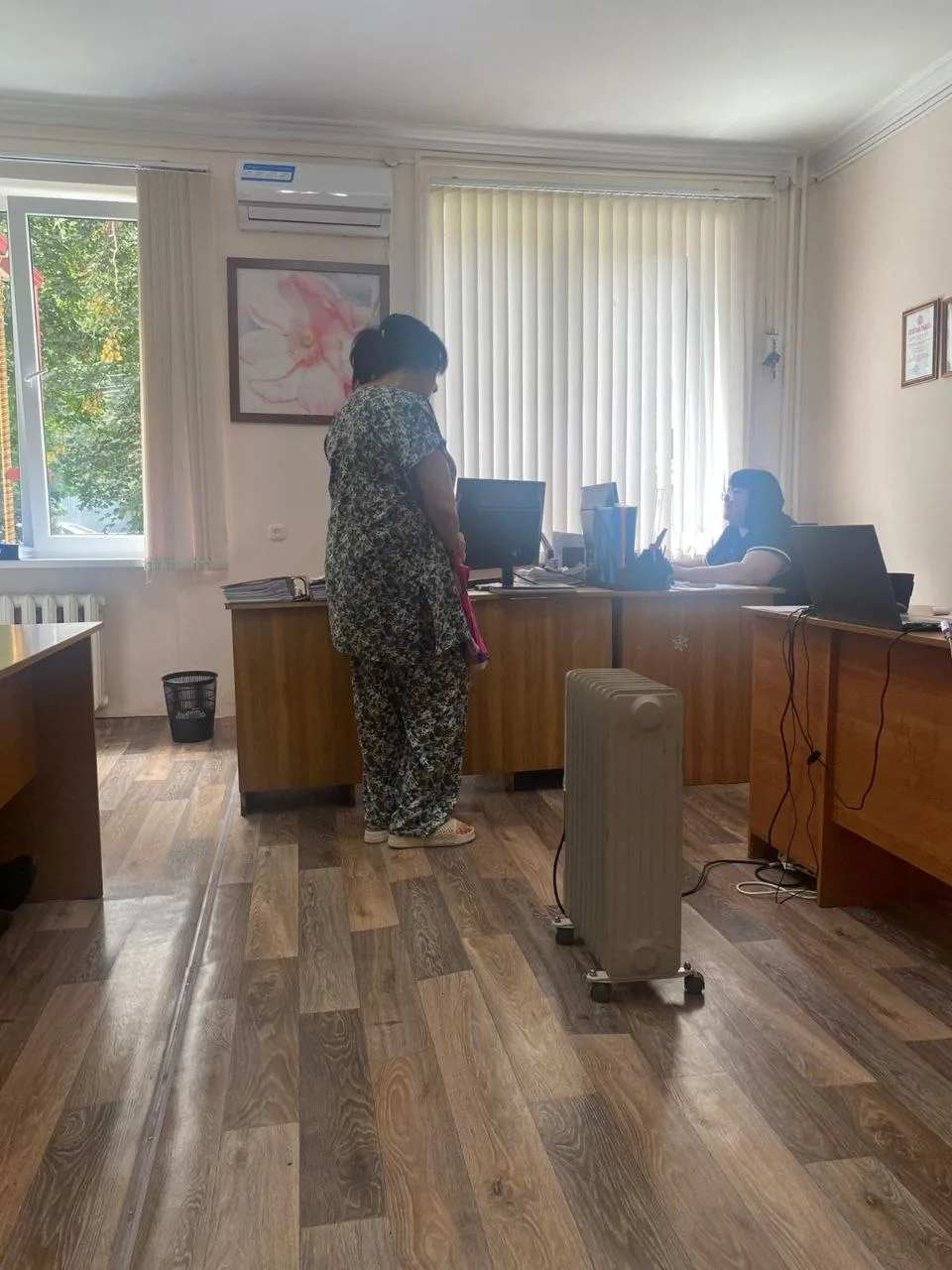 Прием граждан в отделе семейной политики по вопросам предоставления ежегодной денежной ...