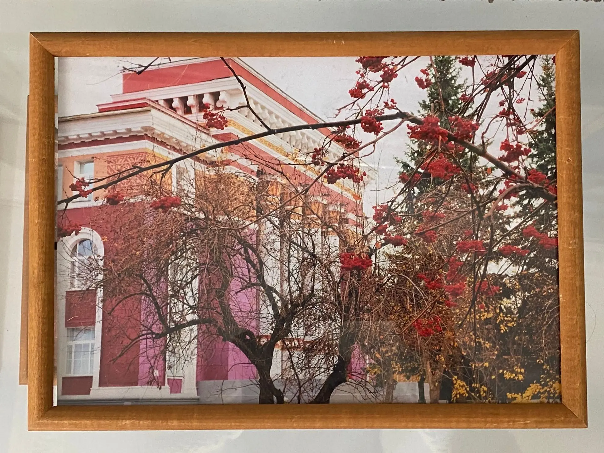 В картинной галерее продолжает работу фотовыставка «Достопримечательности и исторически...