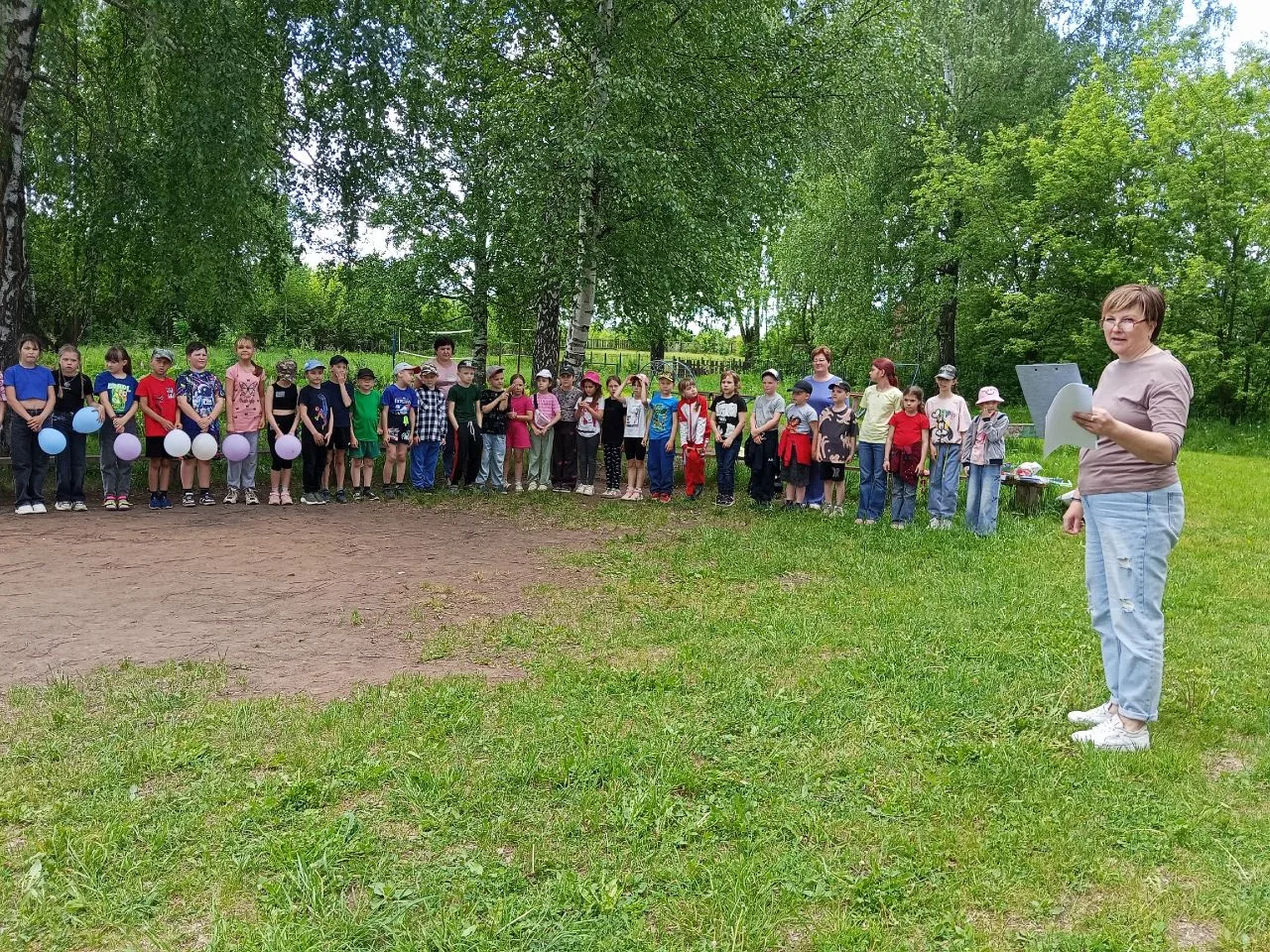 🍭🍧💥1 июня в нашей школе распахнул свои  двери летний лагерь для детей! 🌺🌺🌺Веселые стихи , песн