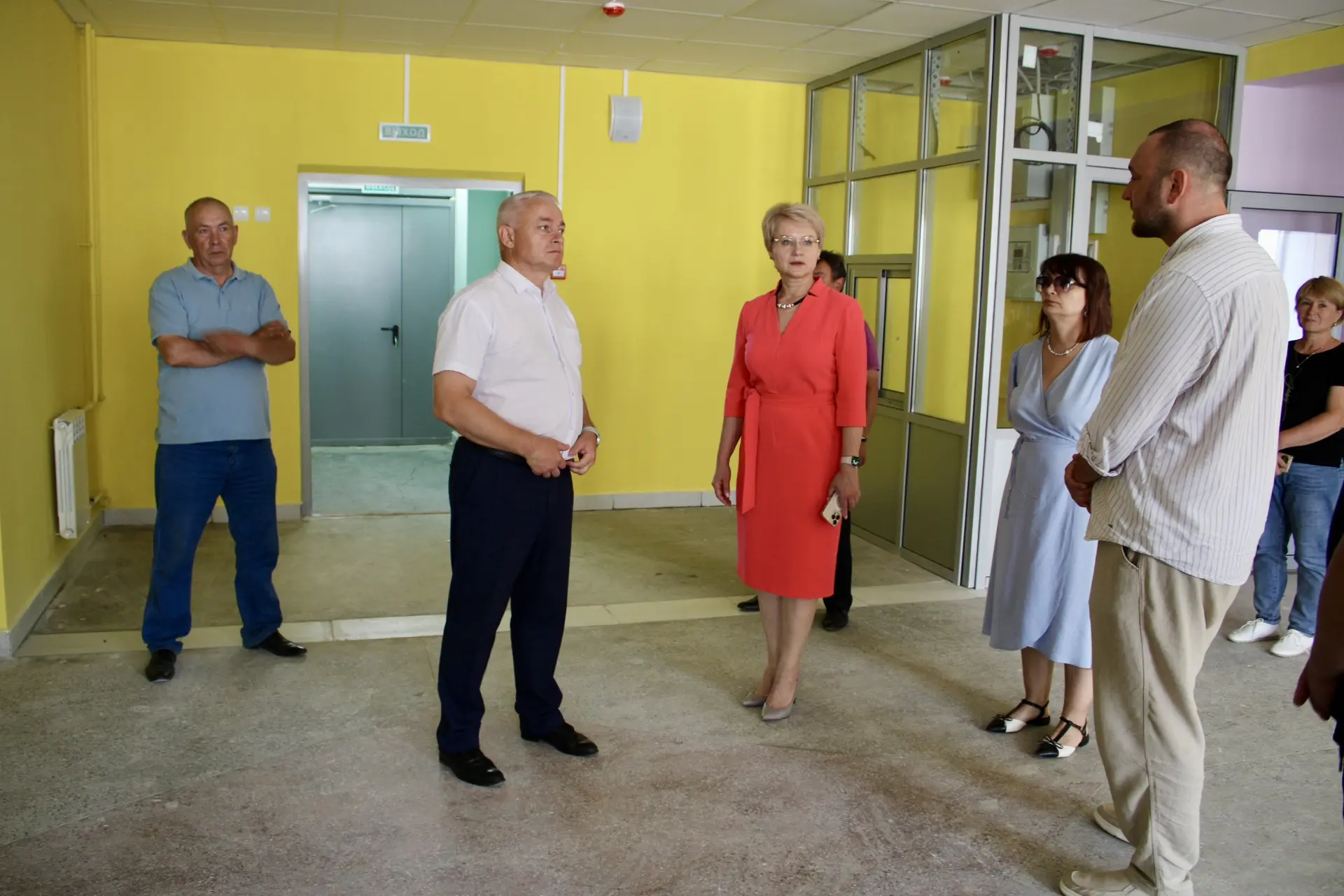 Сегодня наш район с рабочим визитом посетила министр образования и науки республики Лар...