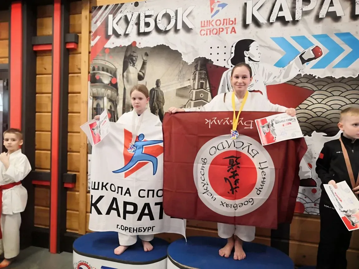 Поздравляем Маркину Ульяну, ученицу 5Г класса, занявшую 1 место в престижных соревнованиях — Кубке ш