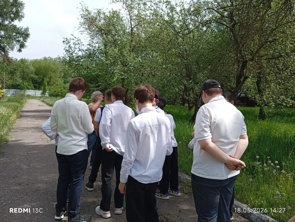 18 мая обучающиеся 6А и 7А классов посетили  природно- познавательный парк "Экославль" ...