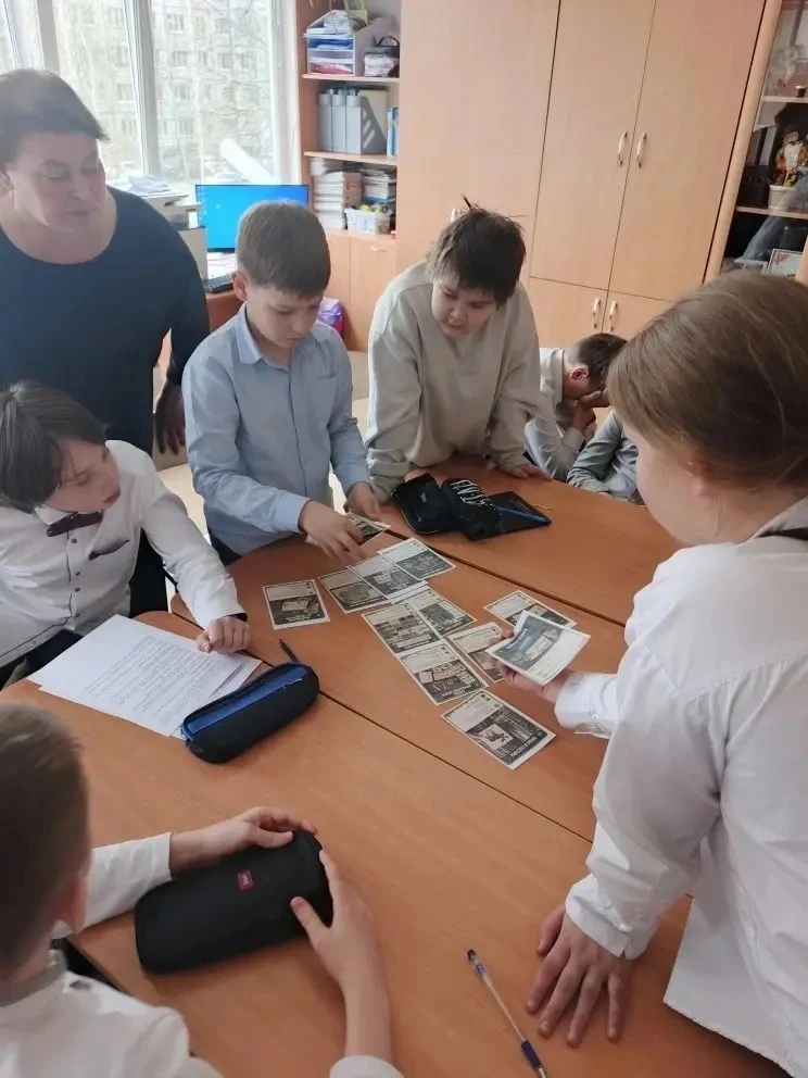 🌲В рамках проекта проекта «Эконаставники Первых: живые тропы Югры» 21 и 22 мая в нашей школе прошли 