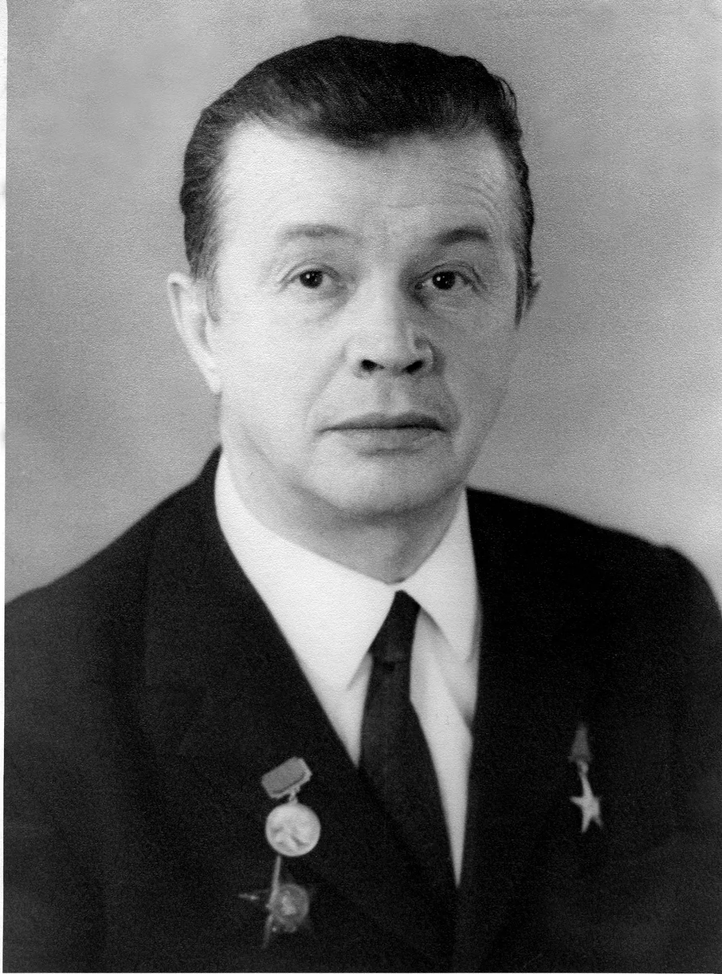 Алексей Фёдорович Богомолов (1913–2009) советский учёный и конструктор в области радиот...