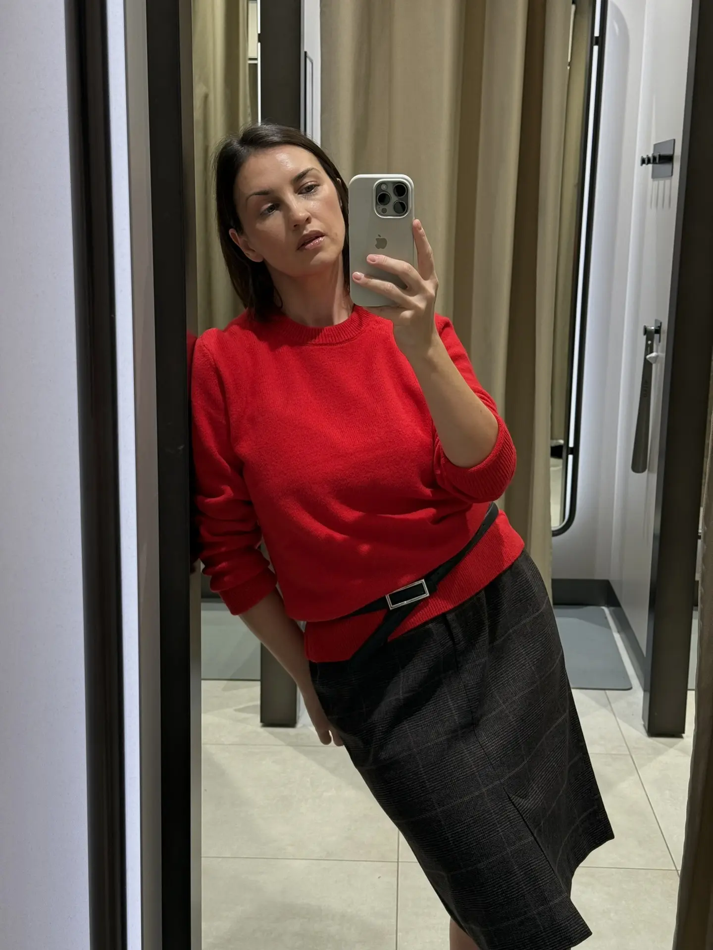 Увидела красный джемпер в O’STIN и стала внимательнее рассматривать, что нам приготовил...