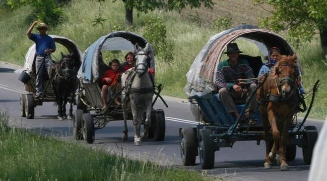🇷🇴🐴🇷🇴 Первые румынские резервисты прибывают на военные учения в Бухарест...🫣