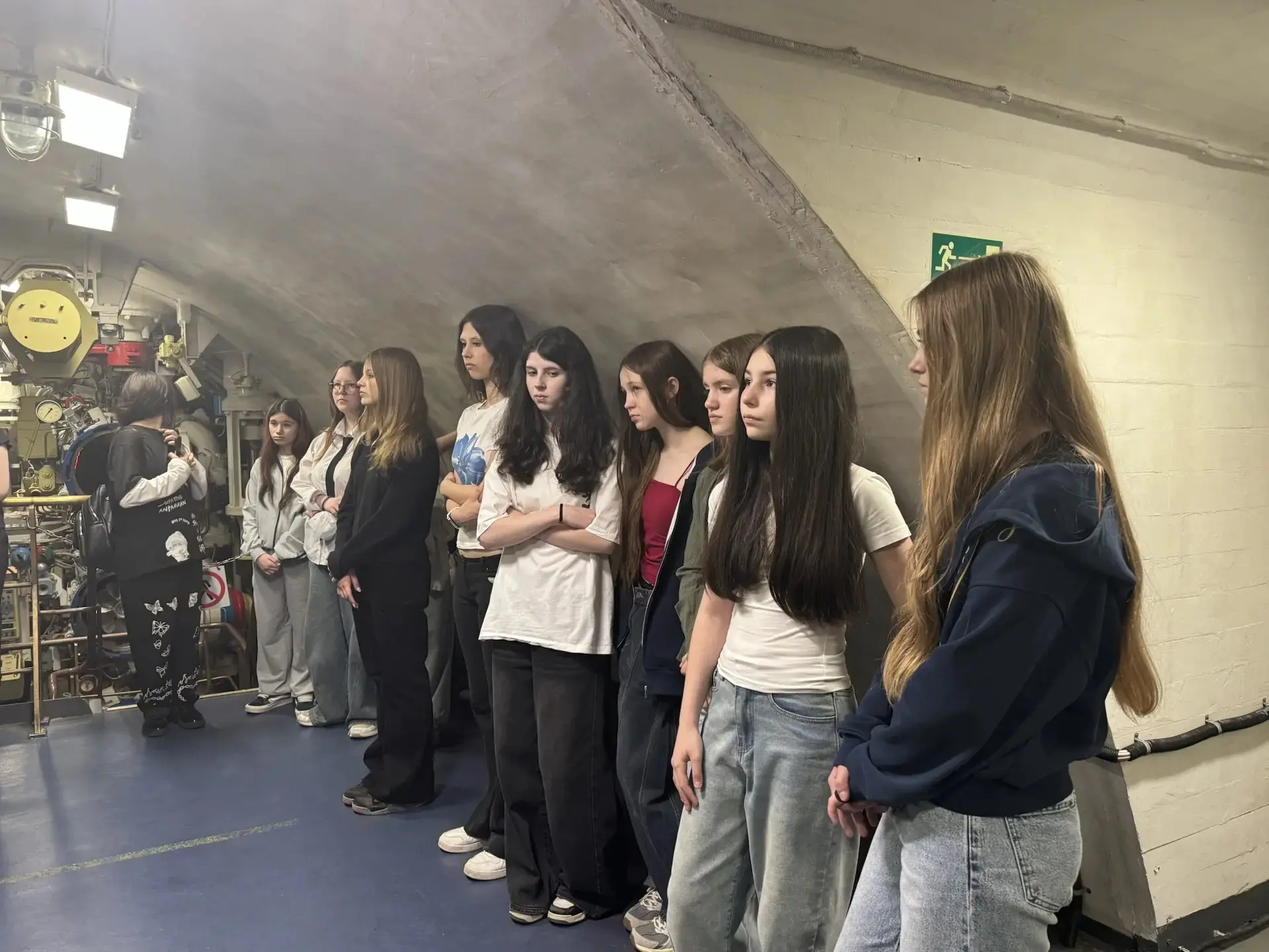 🎉 В День водолаза семиклассникам (7Ж и 7Е) крупно повезло!  Ребята не только посетили подводную лодк