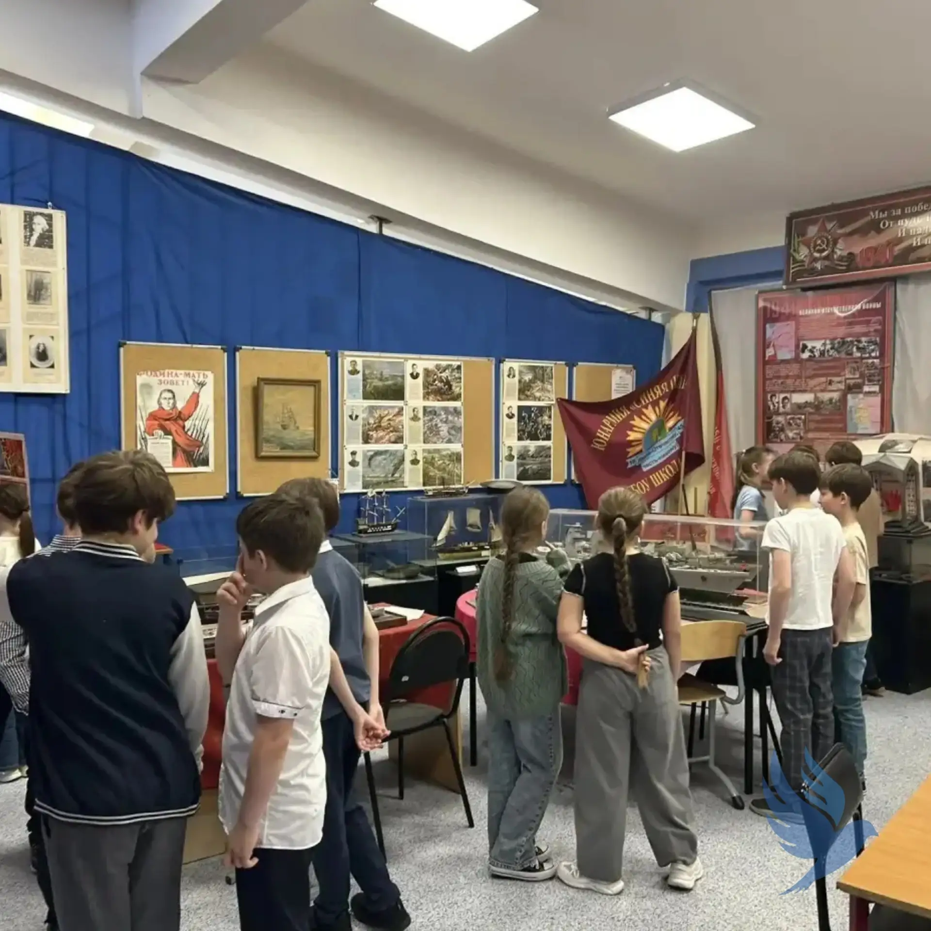 🏛️ Знамя Победы — символ Великой Победы  🇷🇺 Одним из главных символов Победы в Великой Отечественной