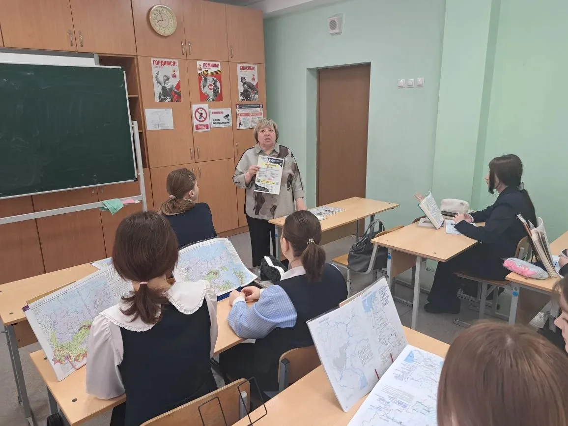 🎓 Встреча с будущим: колледж открыл двери для наших девятиклассников 🎓  🤔 Выбор профессии – важнейши