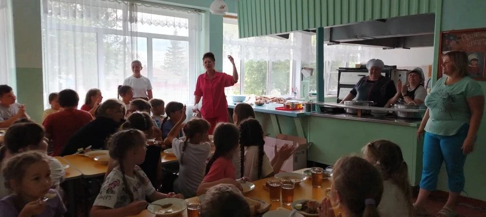 🎉 День одиннадцатый в лагере «Муравейник»: Грустный, но очень яркий финал! ✨🐜

Вот и настал этот д
