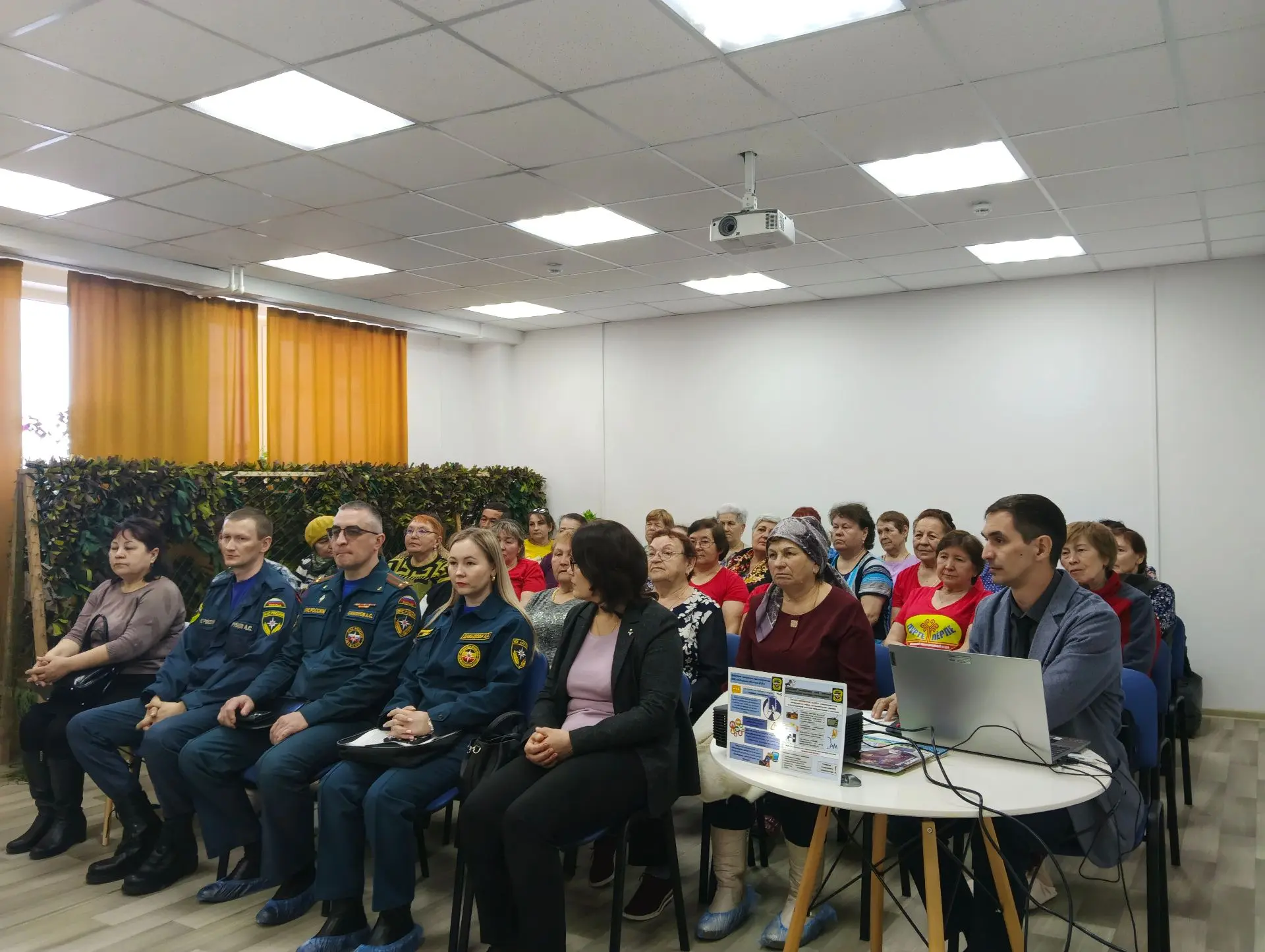 В д. Атлашево с неработающим населением проведено учебное занятие по подготовке в области гражданско