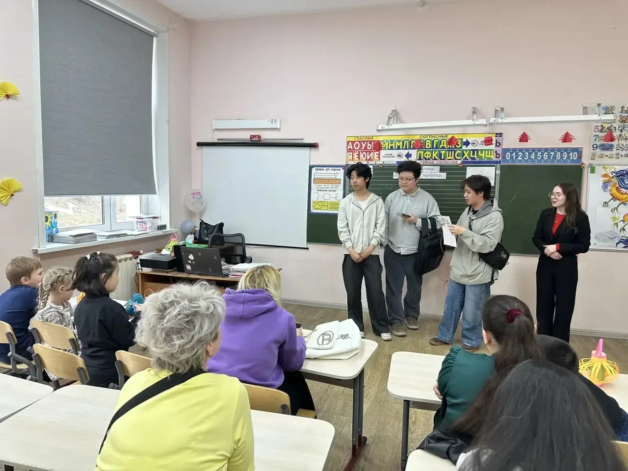 Сегодняшний День Китая в школе стал настоящим событием! Мы были рады приветствовать гостей из Китая,