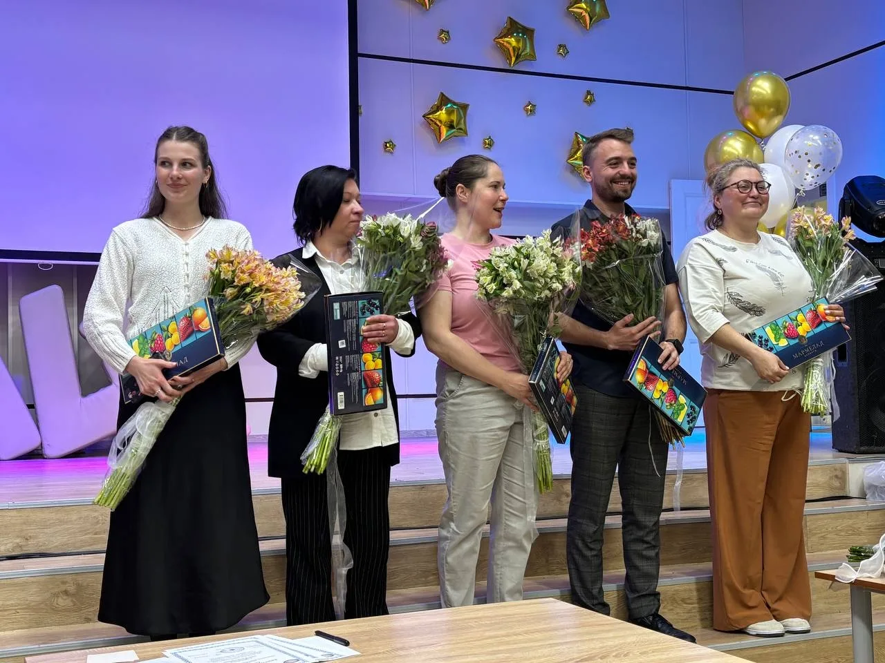 🎉🎉🎉Праздник окончания начальной школы прошел в гимназии среди учащихся 4 классов ☀Самый жаркий майск