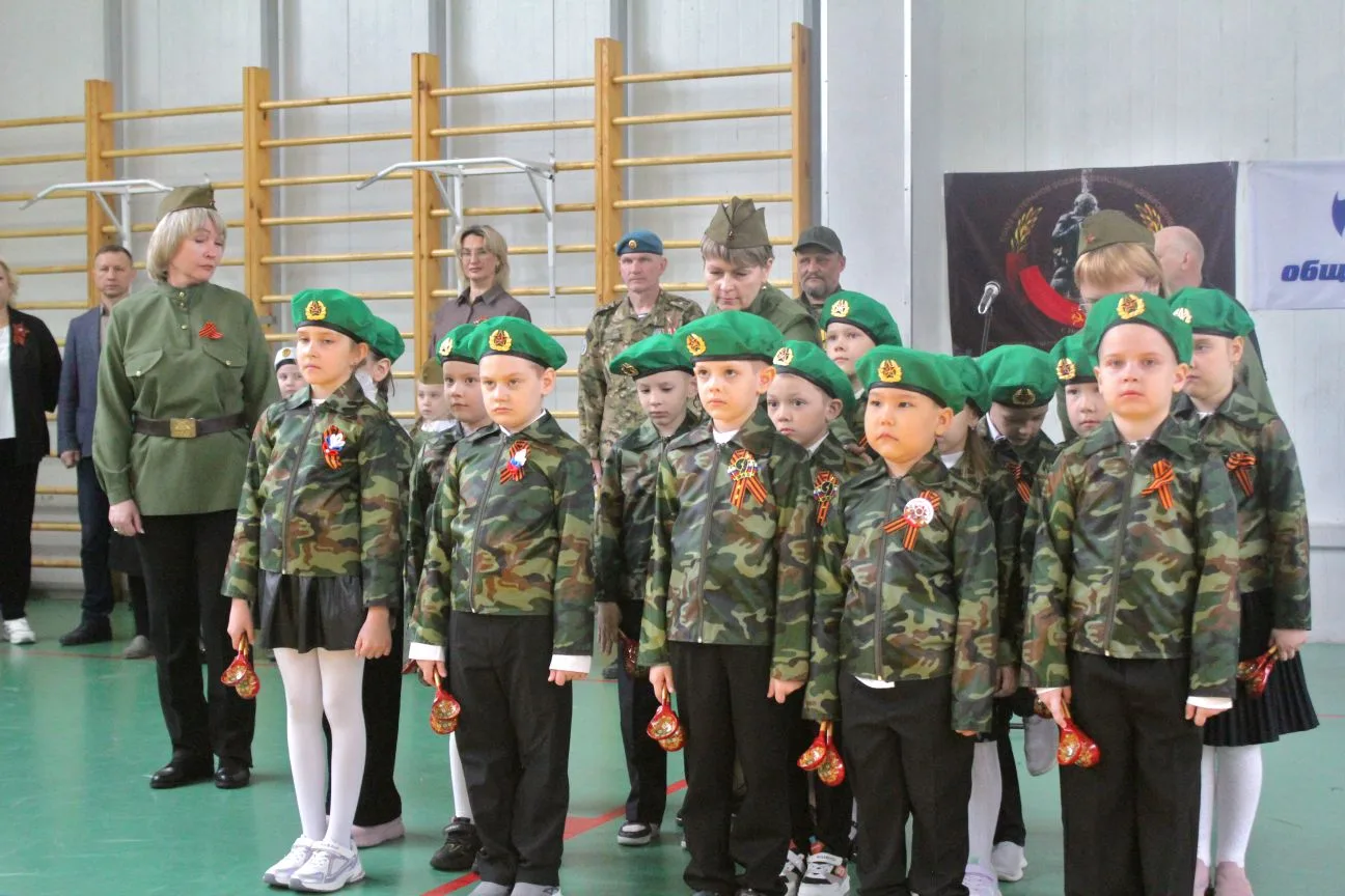 Гордимся! Парад Победы состоялся!  Сегодня в МБОУ СОШ № 183 прошёл торжественный Парад Победы, посвя