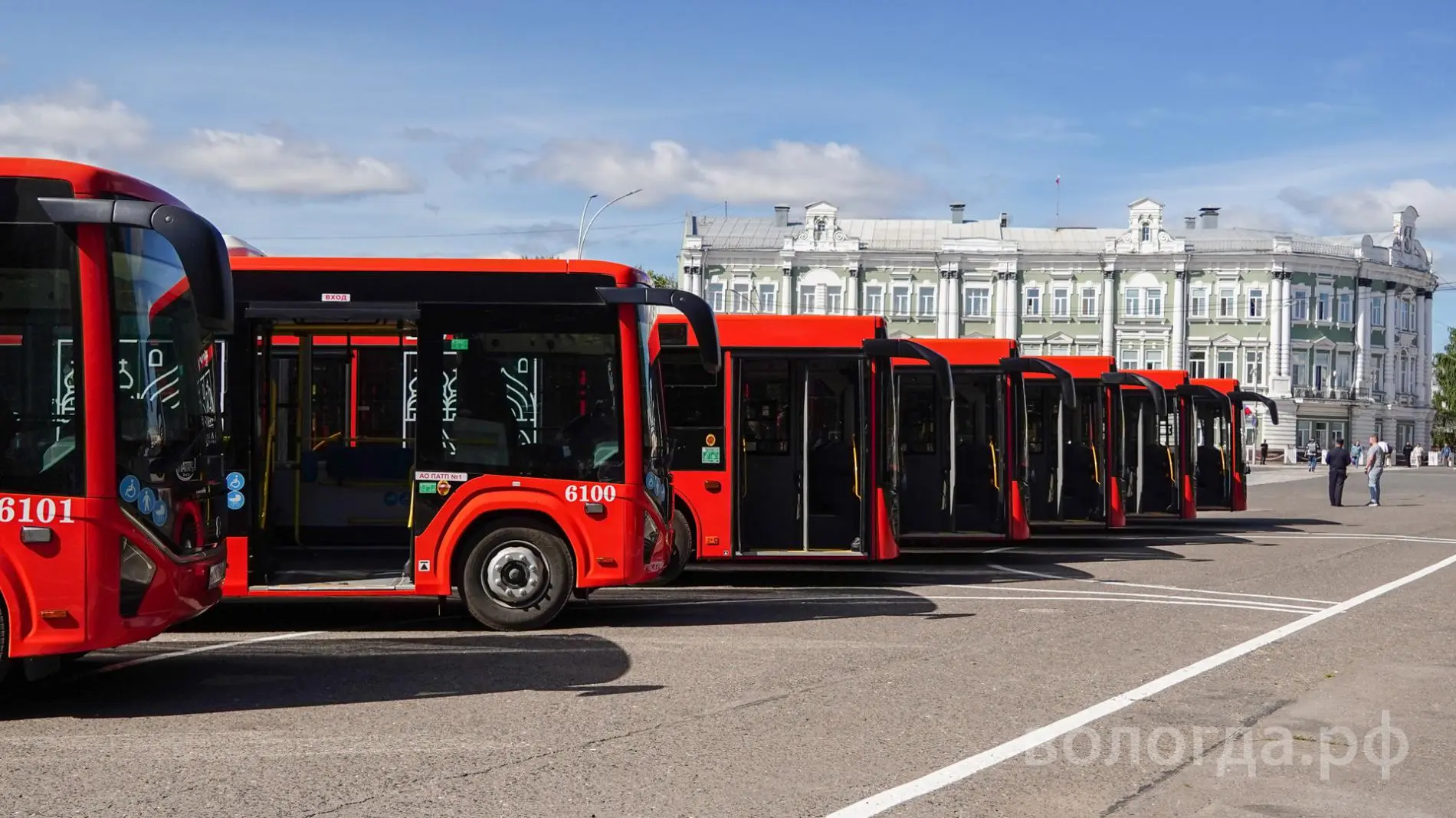 В Вологде ввели новые меры поддержки для водителей автобусов