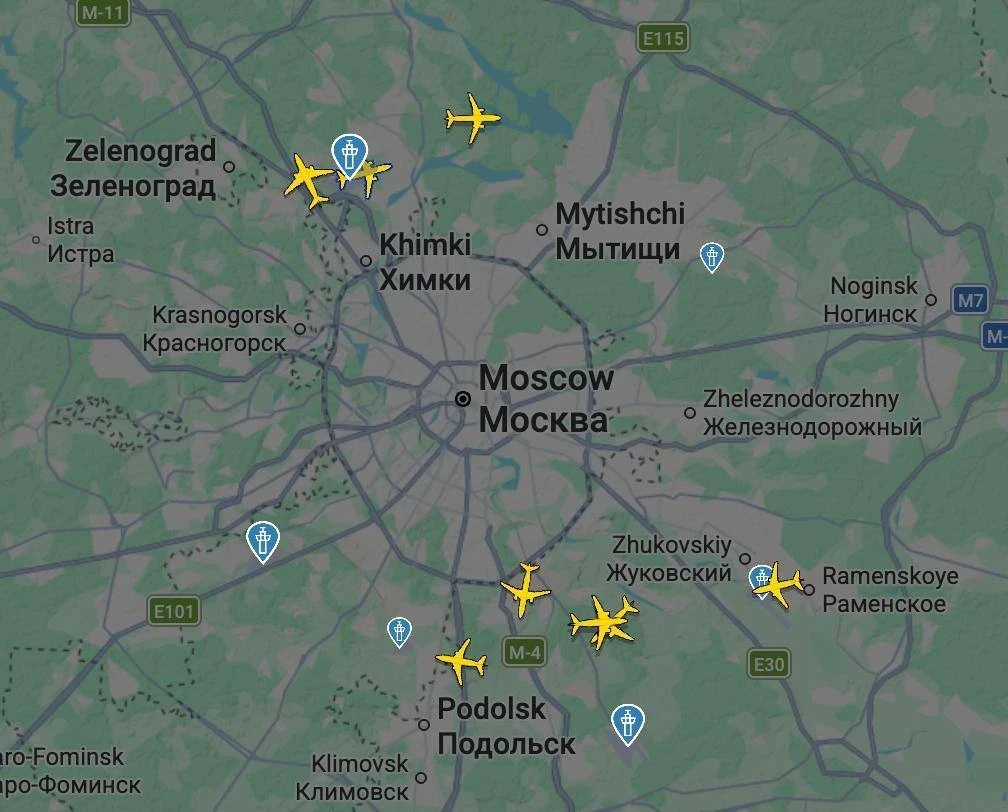 Небо над Москвой почти полностью закрыто.