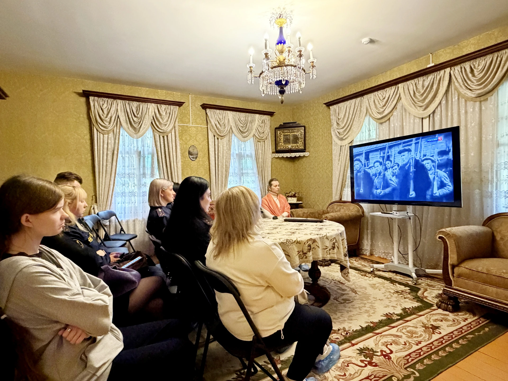 📍Сотрудники СИЗО-2 и ИЦ-1 посетили дом-музей академика И.М. Виноградова