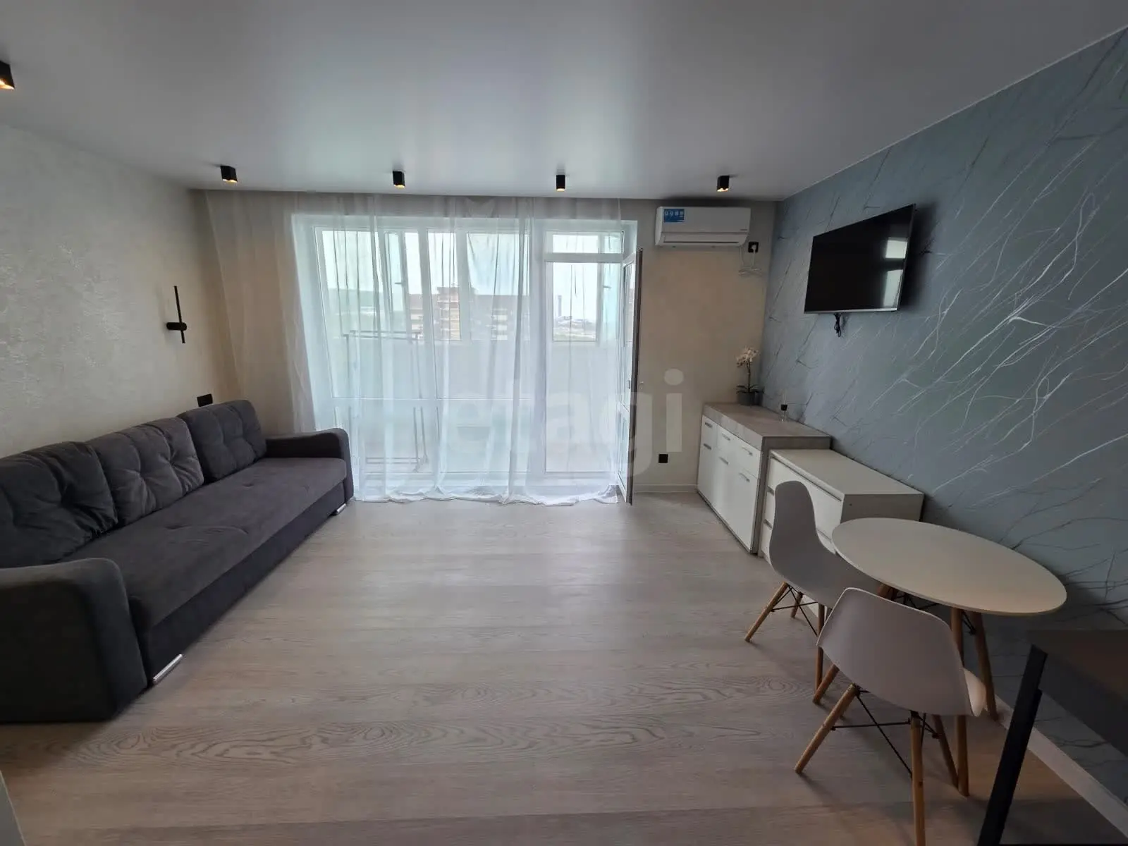 Студия · 30.7 м² · 23/25 эт.

📍 Владивосток, ул. Анны Щетининой, д. 14
🗺 Район: Снеговая Падь

💰 