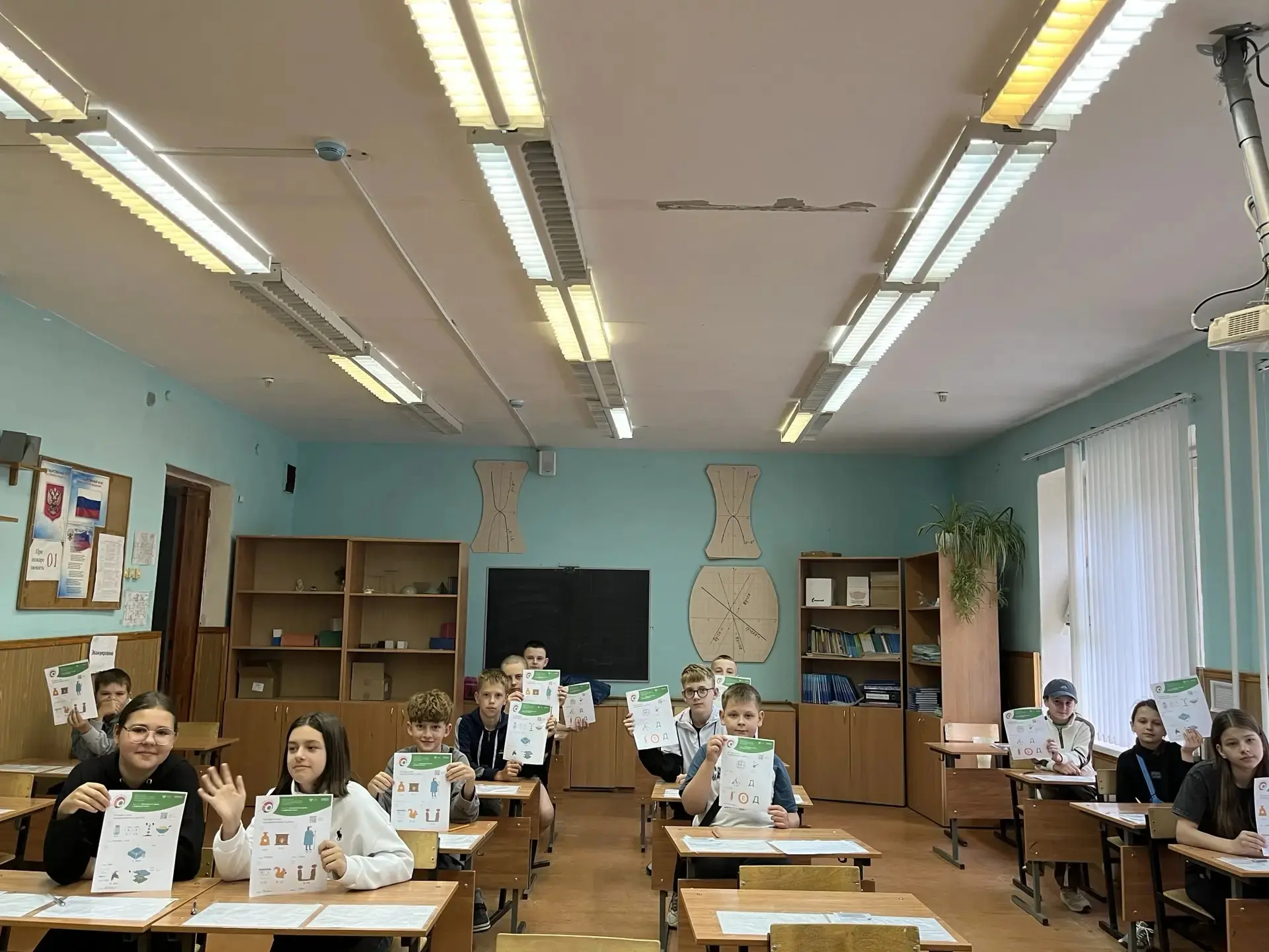 Учащиеся 6 «А» класса стали участниками Всероссийской просветительской эстафеты

На этой неделе учен
