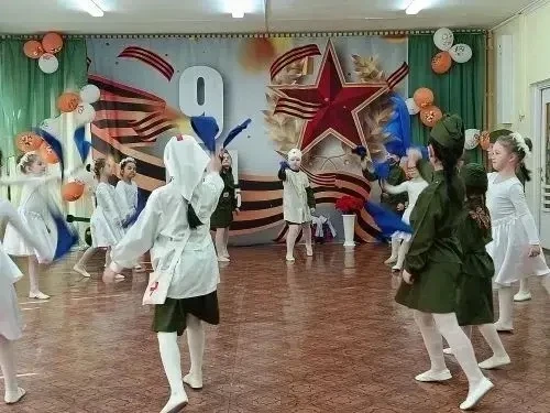 Музыкально‑патриотический утренник «День Победы» в детском саду «Ивушка»  В рамках проекта «Предшкол