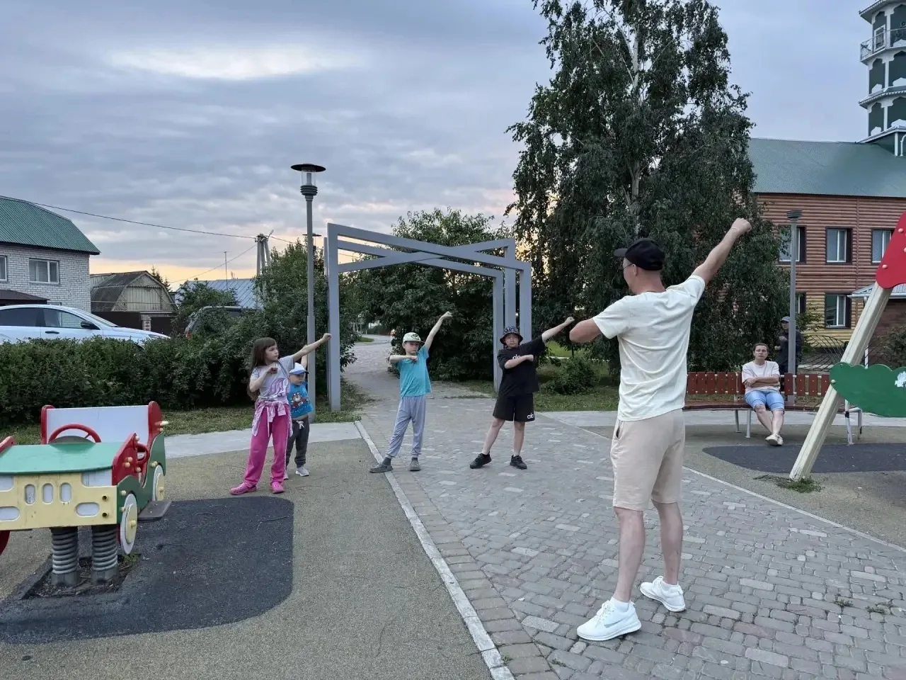 В рамках проекта «Лето в Татарстане» в сквере у центральной мечети состоялся мастер-класс «Почувству
