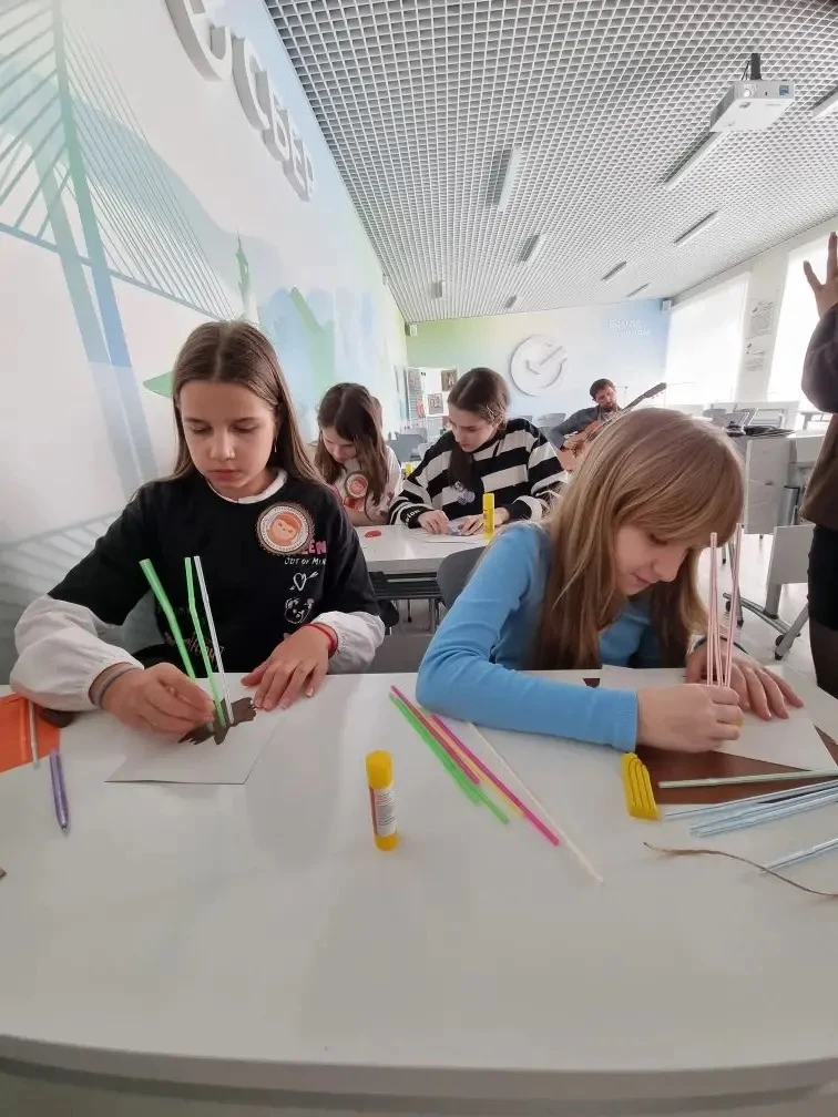 🎨 Путешествие в мир удэгейской культуры состоялось!  27 апреля ученики 5 «Д» архитектурно-художестве