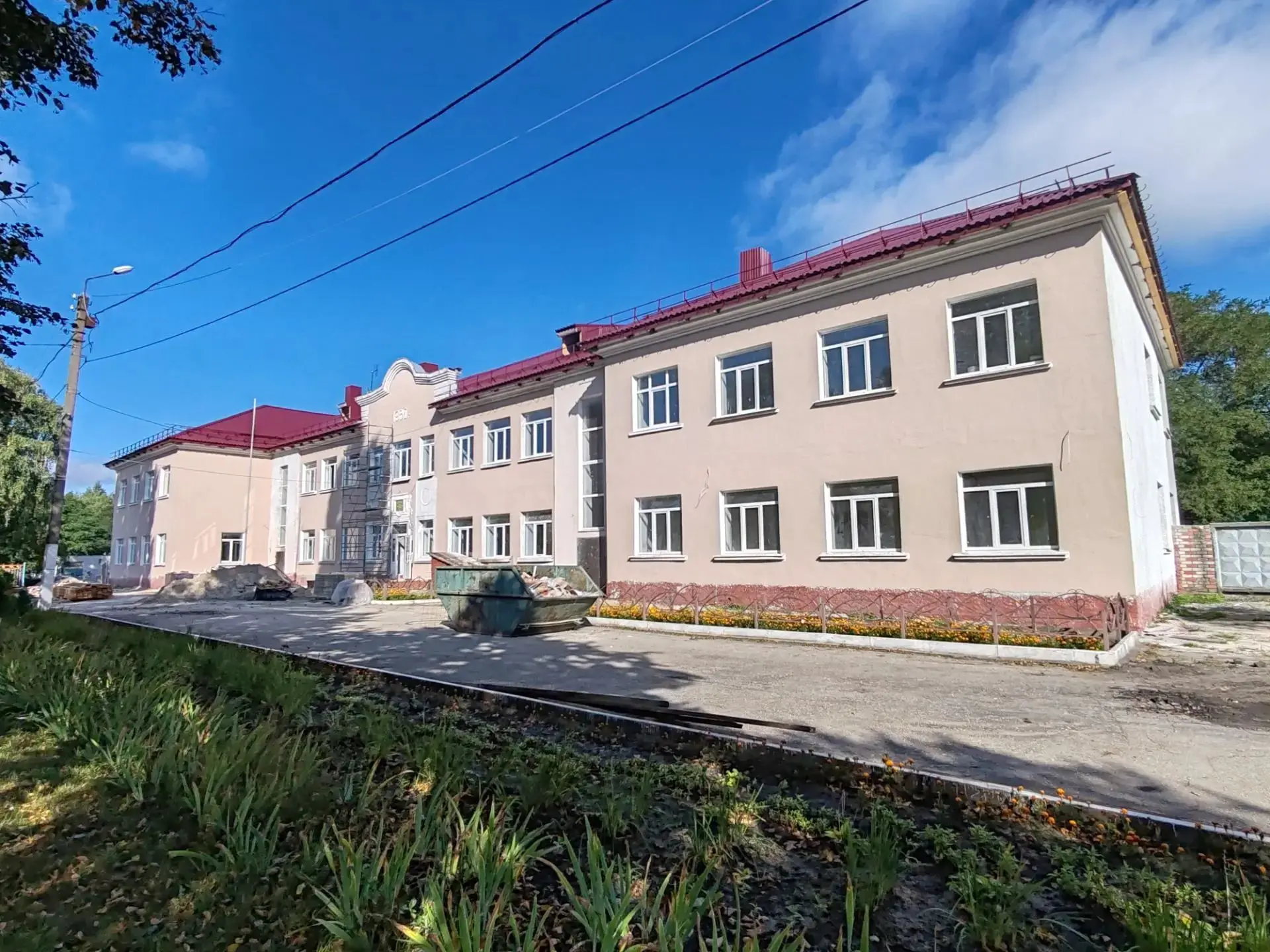 Прокуратура Фокинского района г. Брянска контролирует ход капитального ремонта школы