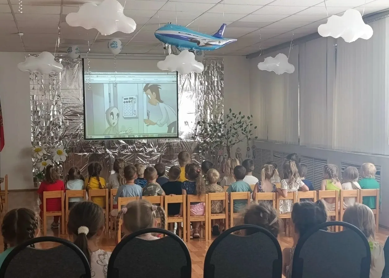 🎞Лето в детском саду — время не только для игр и прогулок, но и для настоящих кинопремьер!
🌞Когда 