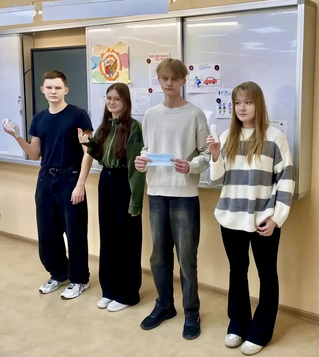 🔥 Безопасность в школе: всё под контролем!  План эвакуации — это не просто картинка на стене, а обяз