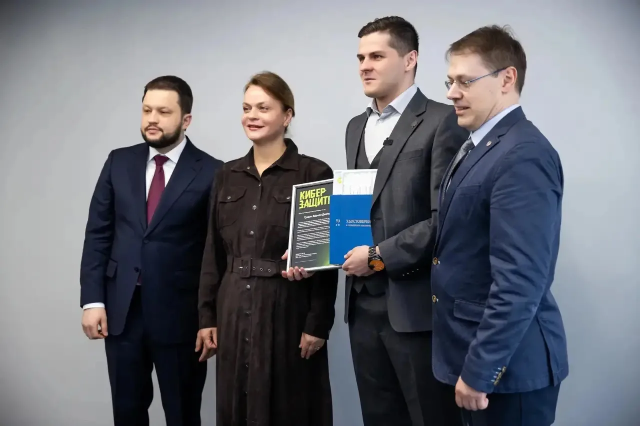 Статс-секретарь – заместитель Министра обороны РФ, председатель фонда «Защитники Отечес...