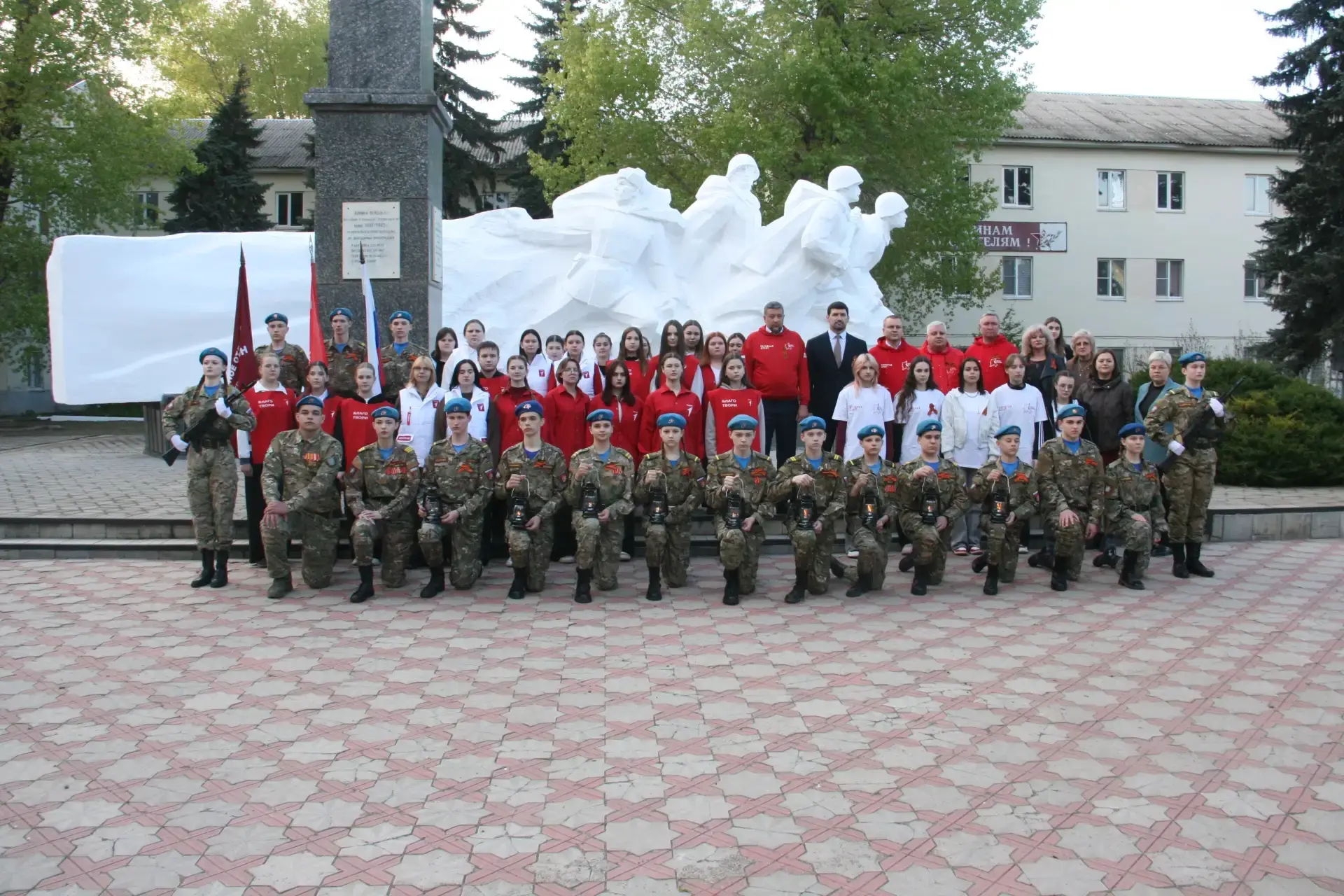 В рамках Международной патриотической акции «Огонь памяти», организованной представителями Президент