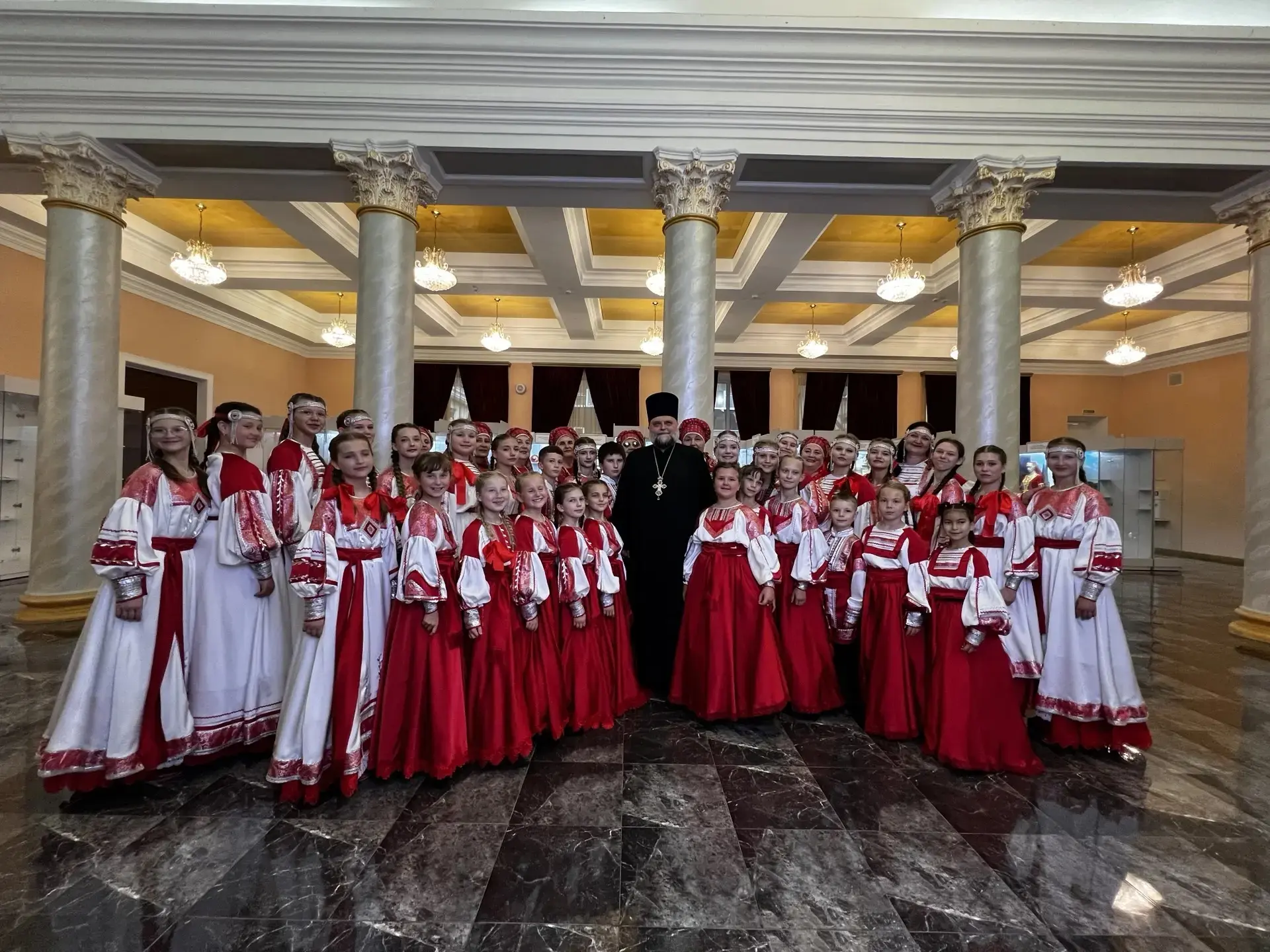 🕊️ Голоса традиций: «Лазоревый цвет» на открытии православного форума в Армавире

Образцовый ансамб