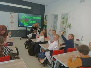 В 4А классе прошёл настоящий весенний мастер-класс по изготовлению пасхального букета! Ребята с боль