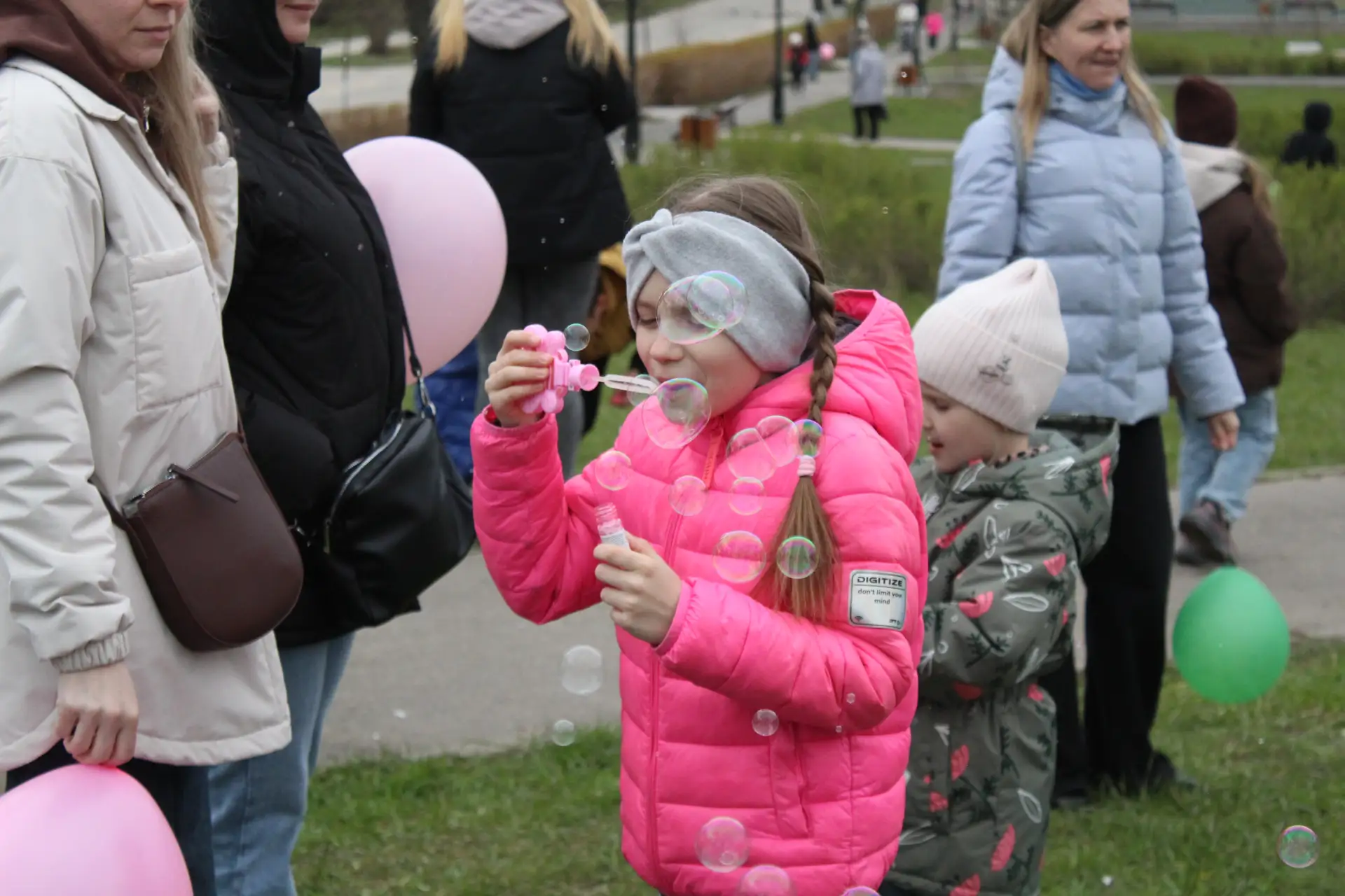 🌸 Май начинается с праздника! 🌸  1 Мая — День Весны и Труда, который раньше называли Днём международ