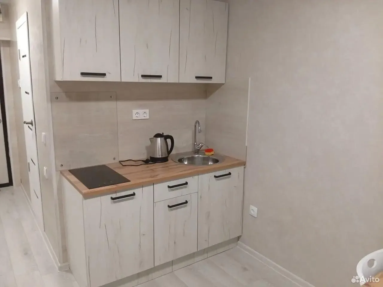 Сдам без посредников: 1-комнатная квартира, 17м²